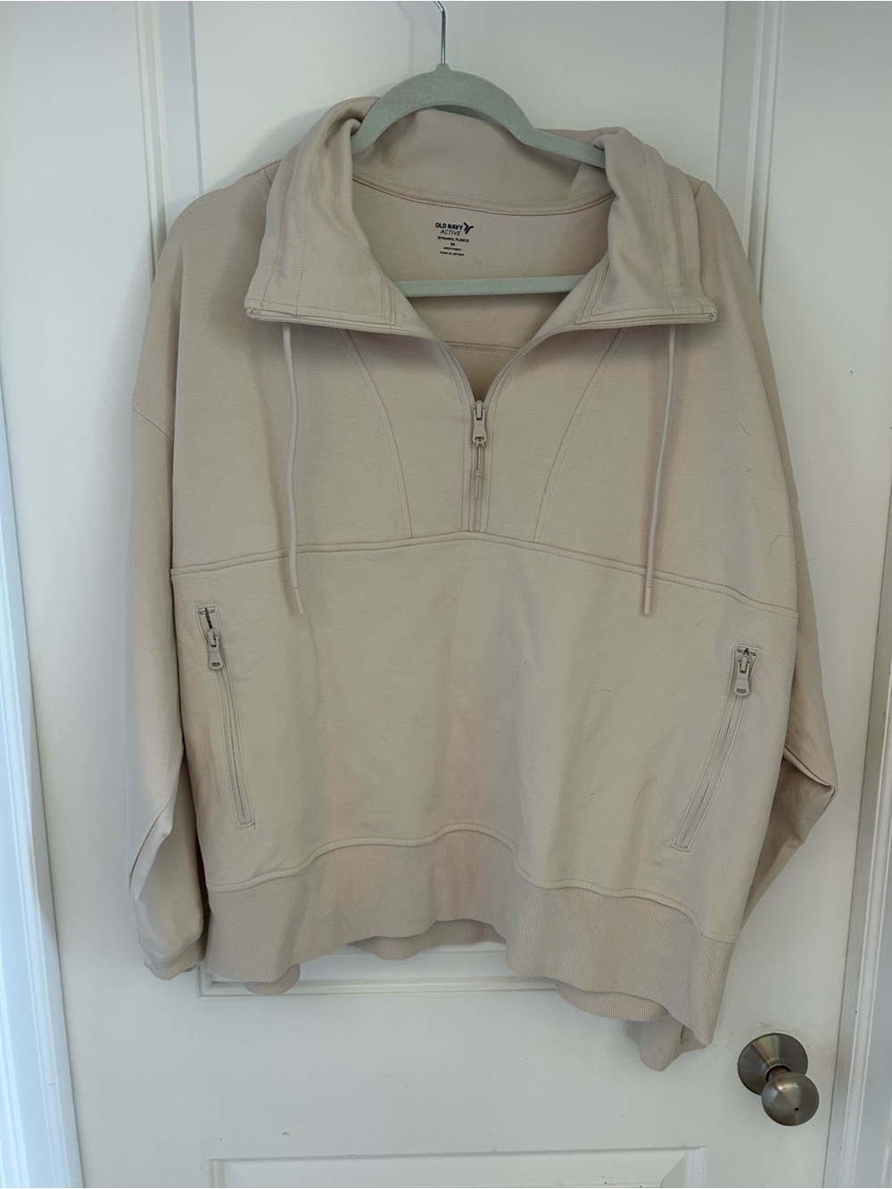 Old Navy Active Dynamic Fleece Pullover in Light Beige